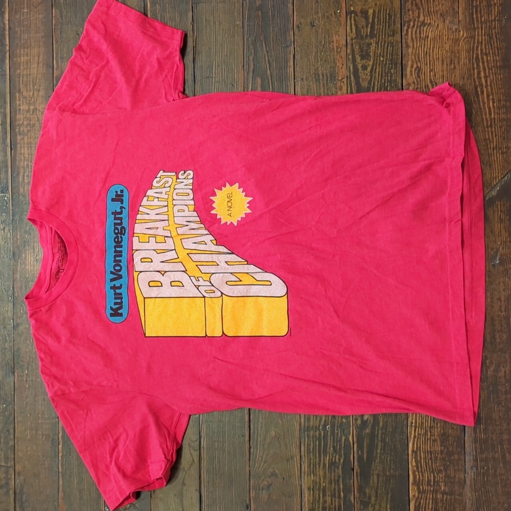 Kurt Vonnegut Jr. Breakfast of Champions Novel Red Graphic T-shirt Out of Print
